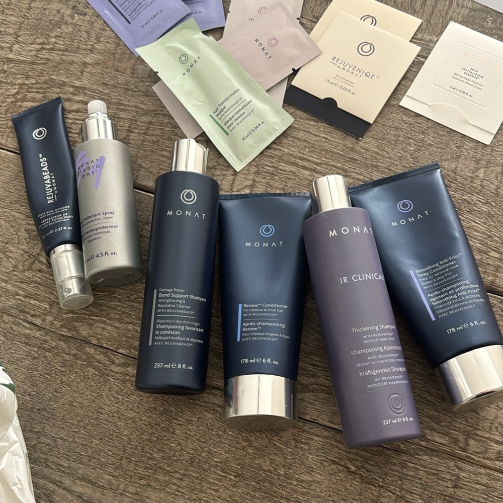 Monat Bundle of Haircare